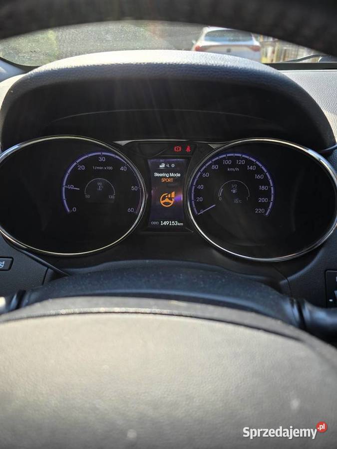 Sprzedam hundai ix35 17 crdi przebieg 149 stan aluminiowe felgi mazowieckie