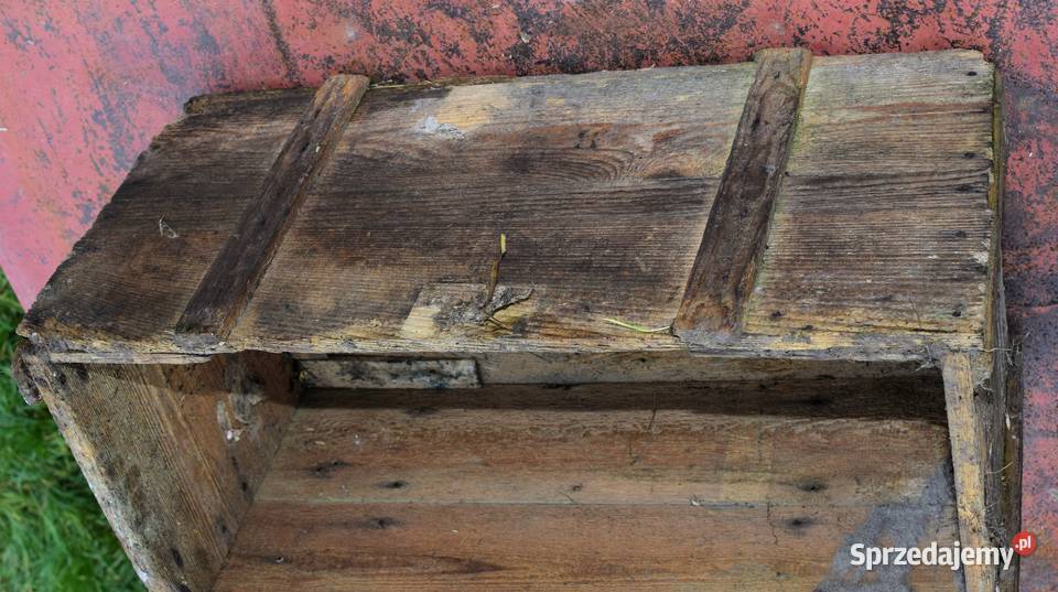 Stara drewniana skrzynia pojemnik podkarpackie Iwierzyce