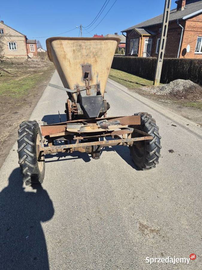 Kos rozsiewacz do nawozu świętokrzyskie Sandomierz