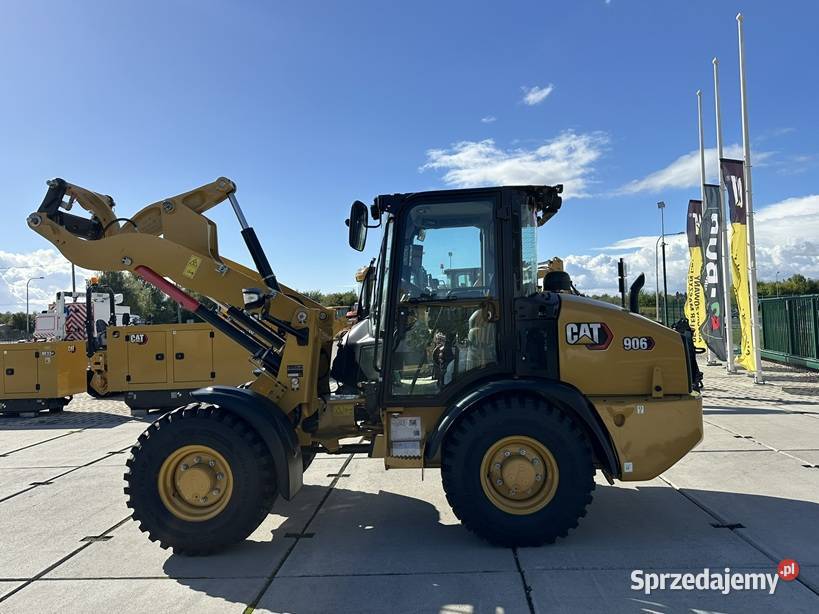 FABRYCZNIE NOWA ŁADOWARKA CATERPILLAR 906 wielkopolskie