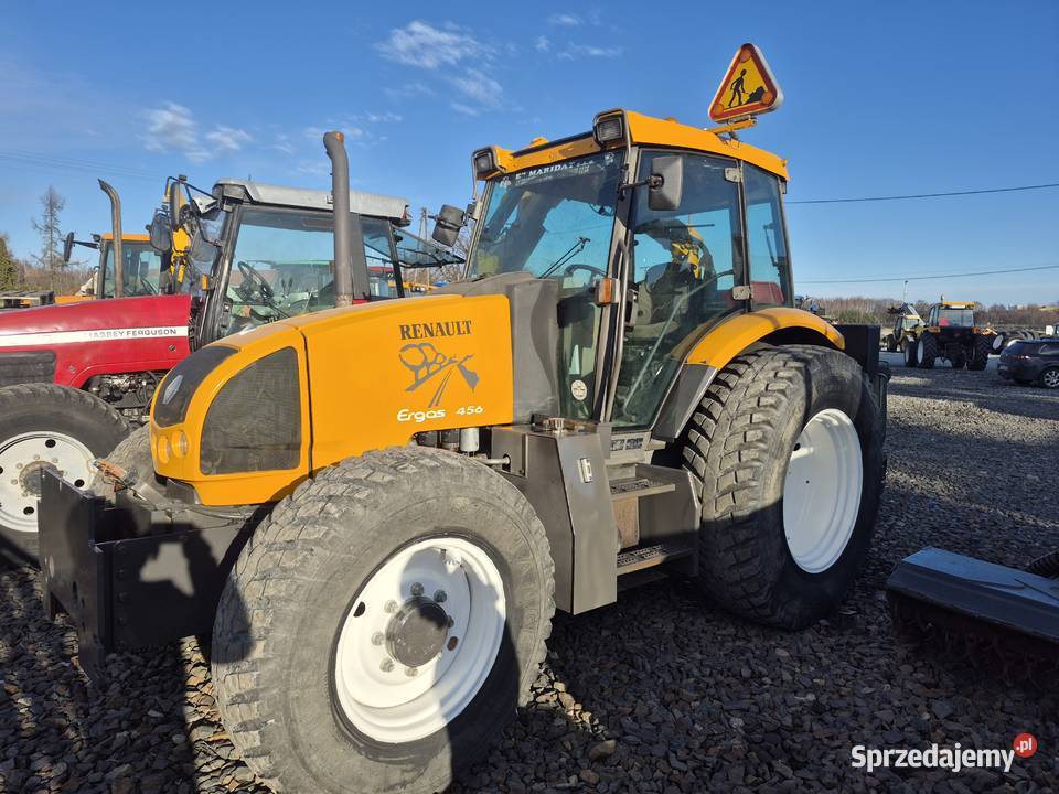 Renault Ergos z kosiarka bijakowa mulczer do Radio wielkopolskie Turek