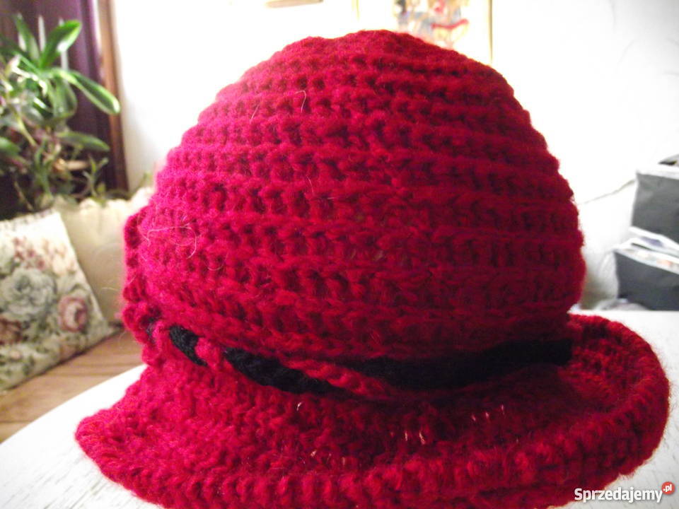 CZERWONO CZARNY KAPELUSZ AUTORSKIE RĘKODZIEŁO Dla kobiet