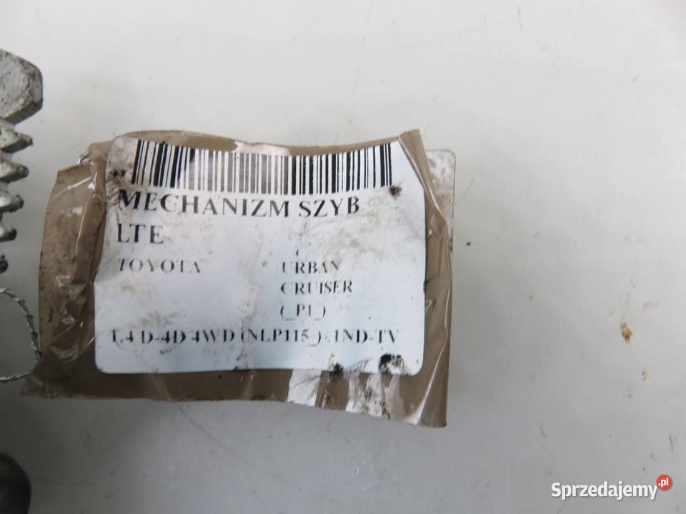 PODNOŚNIK SZYBY LEWY TYLNY TOYOTA URBAN CRUISER