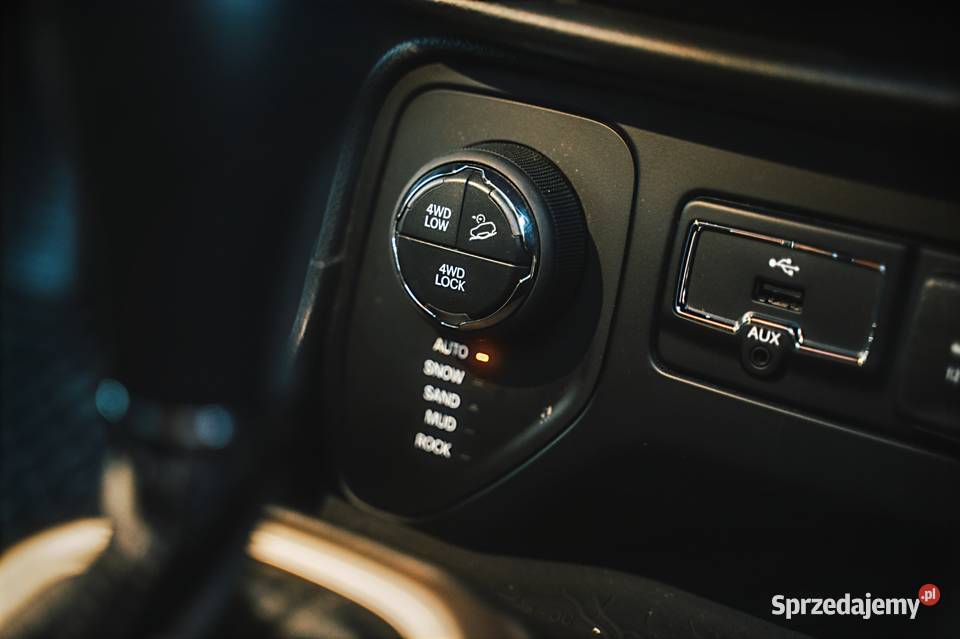 Jeep Renegade 4x4 Deserthawk trailhawk automatyczna Toruń