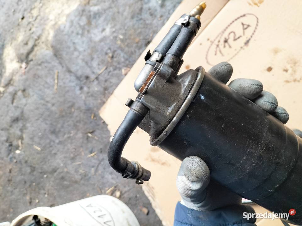 PODSTAWA OBUDOWA FILTRA PALIWA PASSAT B5 AUDI 80 Kamień-Kolonia