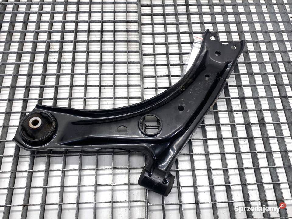 WAHACZ PRAWY PRZÓD LEXUS LBX Crossover PRZEDNI