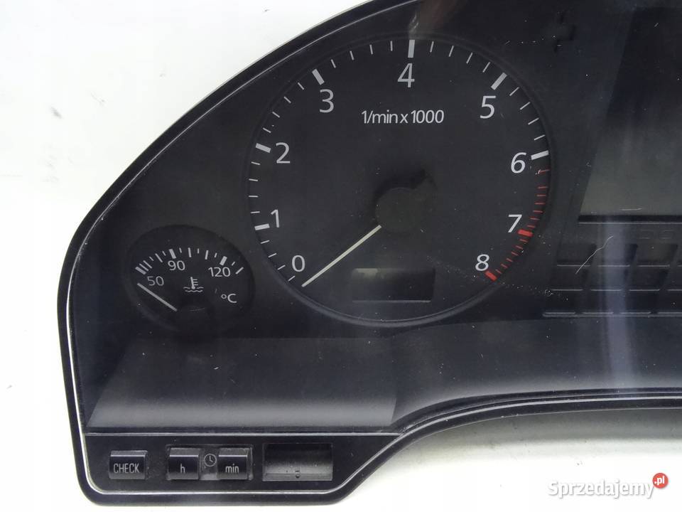 4D0919033F AUDI A8 D2 9902 LICZNIK VDO osobowe Przemęt