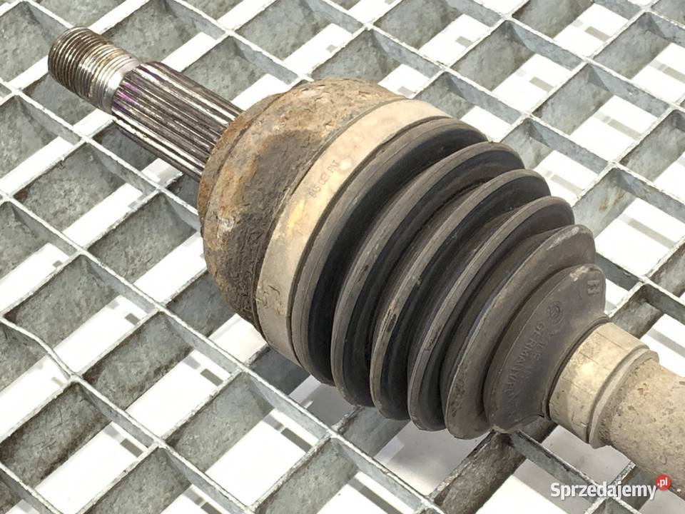 PÓŁOŚ PRAWY PRZÓD RENAULT TWINGO II 8200684084 sprzedam