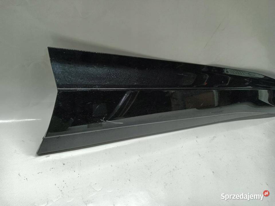 LISTWA DRZWI PRAWA PRZÓD AUDI Q4 ETRON 89A853965