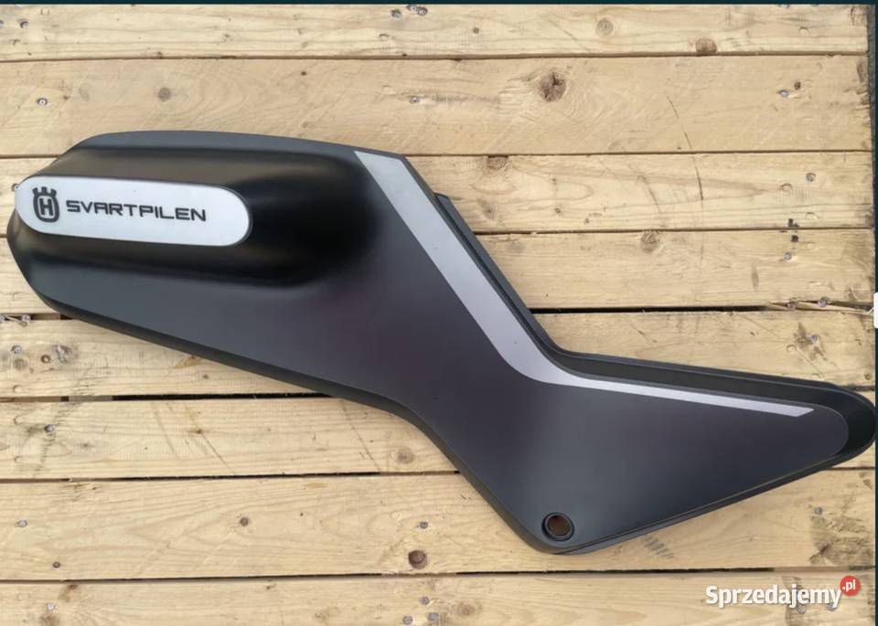 Osłona obudowa boczek lewy Husqvarna Svartpilen wielkopolskie Ostrzeszów sprzedam