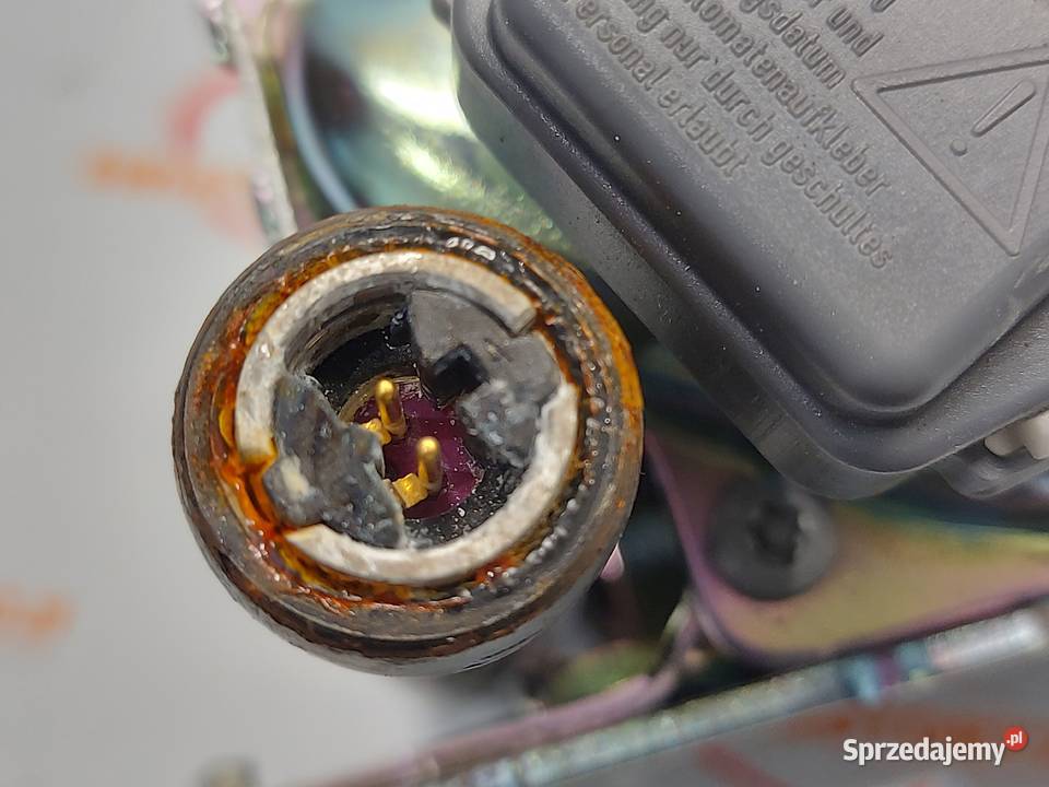 MERCEDES W212 11r pas bezpieczeństwa lewy Kielce