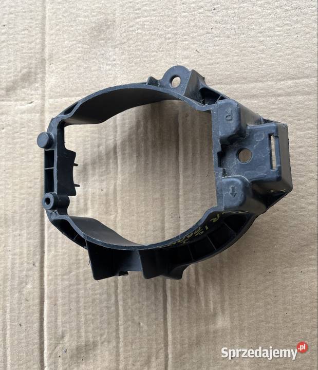 TOYOTA RAMKA HALOGENU PRAWY PRZÓD 5212502022