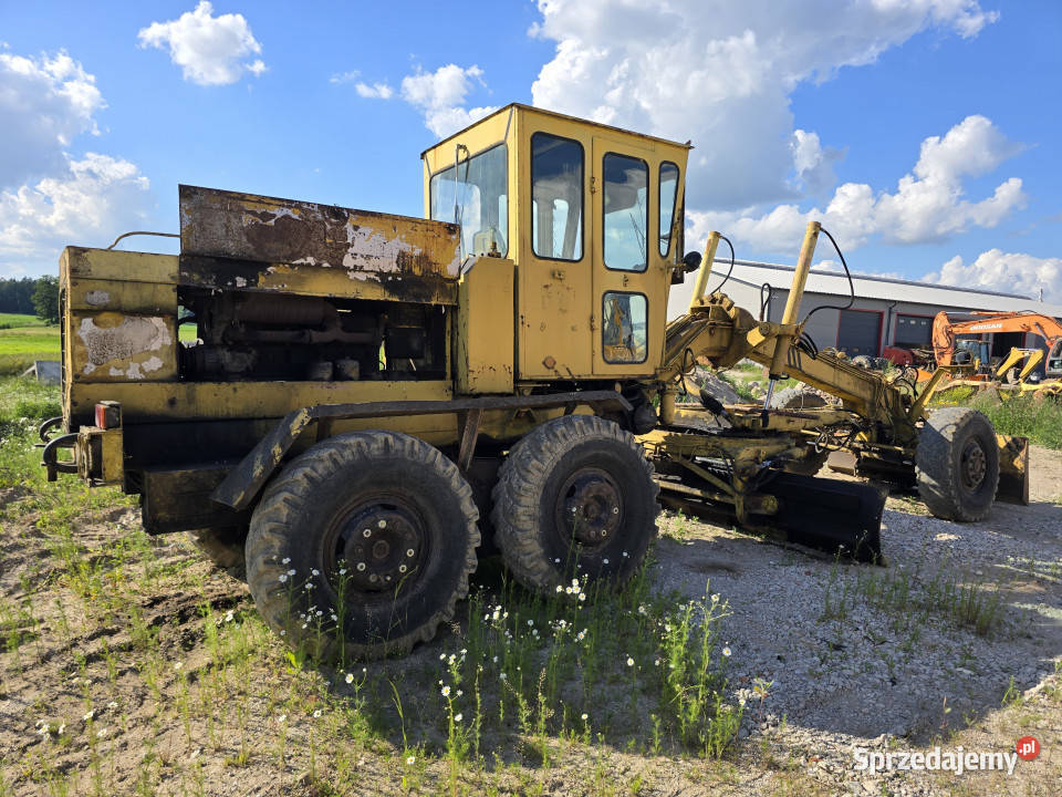 Równiarka drogowa DZ 122A 6x4 136 t Pozostałe Czerkiesy