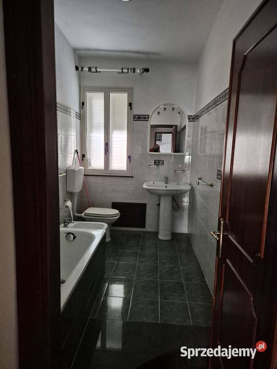 Na sprzedaż cześć kamienicy Carini Sycylia Słupca