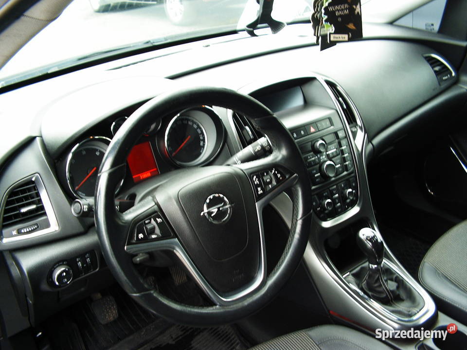Opel Astra 20 CDTI 2011 r wspomaganie kierownicy Września sprzedam