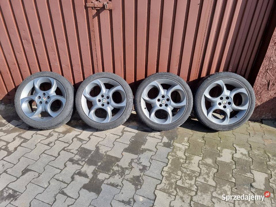 Alufelgi 17 Alfa Romeo 7j ET405 Barum Bravuris 3 Skawina
