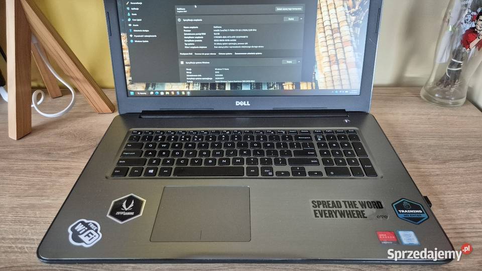 Laptop Dell Inspiron 5767 i7 7th 16gb Ram 17 R7 Karta graficzna Boronów