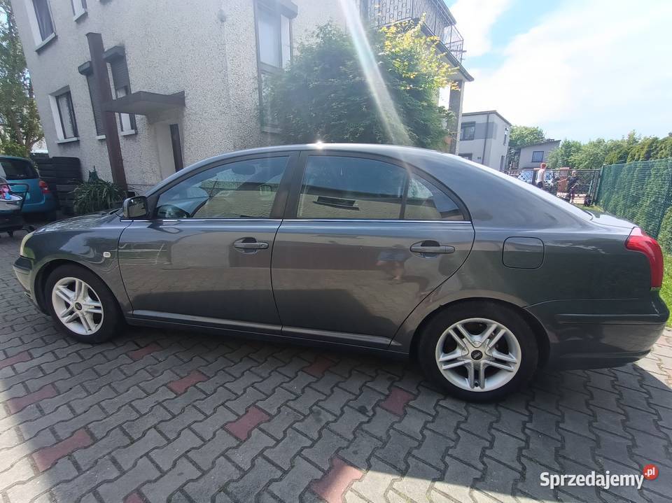 Toyota Avensis LPG 18 benzyna+LPG Knurów