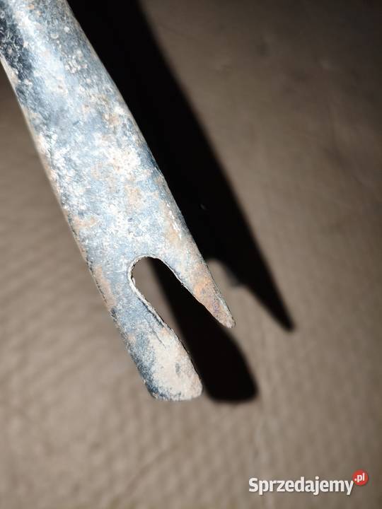 Uchwyt mocowanie tylnego błotnika K750