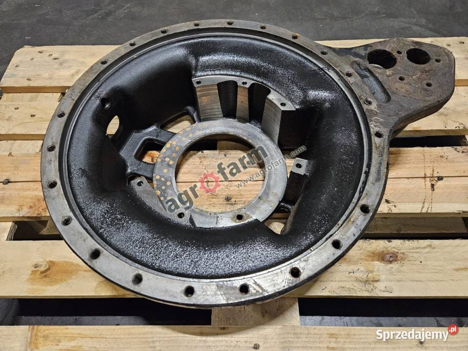 Obudowa hamulca LH Valtra T171 T151 T161 Skrzynia biegów