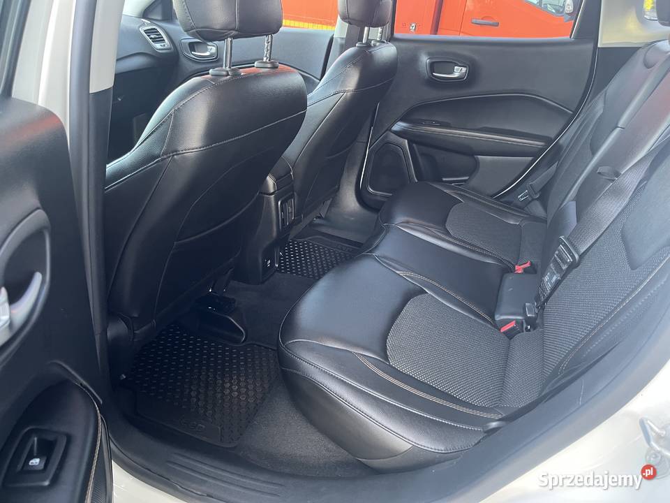 JEEP COMPASS 24 benzyna 4X4 Kolbuszowa