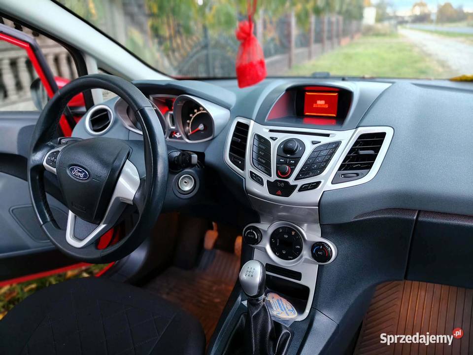 Zadbany Ford Fiesta 12 benzyna 2011r śląskie Szczekociny sprzedam