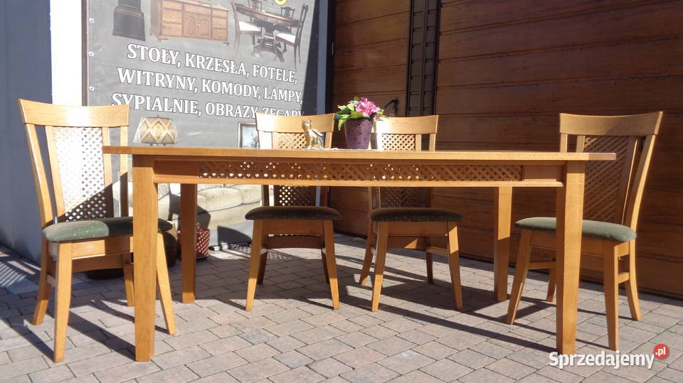 stół i 4 krzesła komplet Mielnica Duża sprzedam