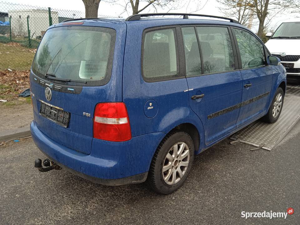 Touran 7 osobowe Rok produkcji 2004