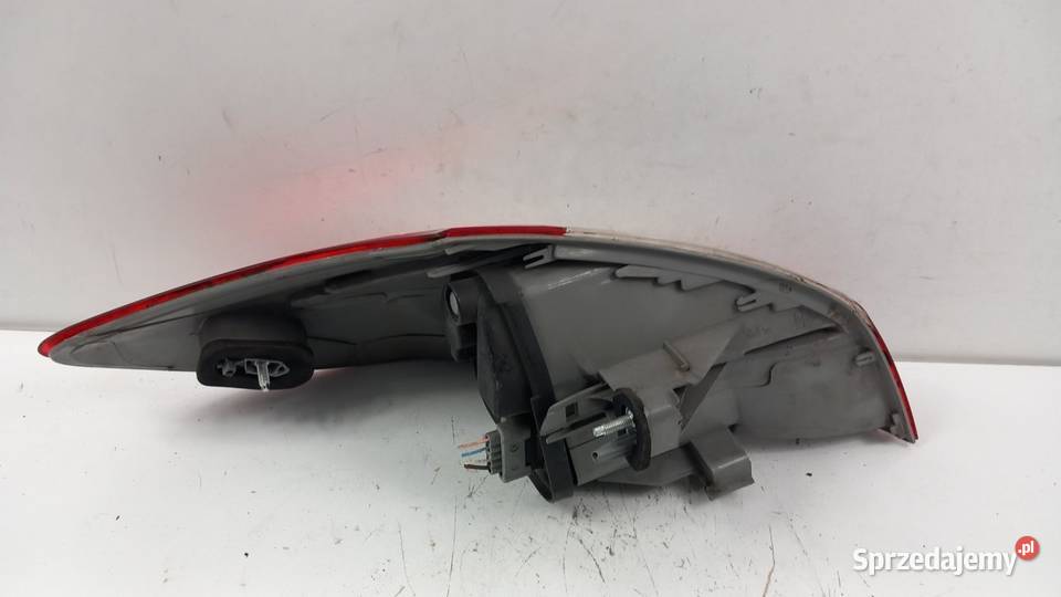 RENAULT MEGANE III HB LAMPA TYŁ PRAWA osobowe Zbierkowo sprzedam