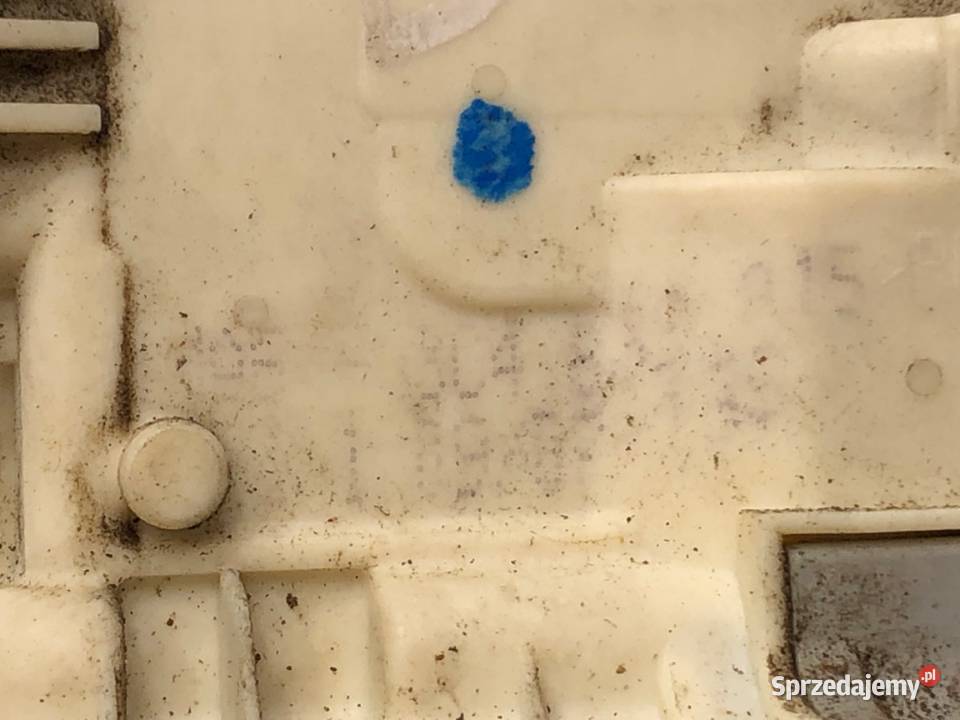 ZAMEK DRZWI LEWY TYŁ AUDI Q7 4L Hatchback 0616