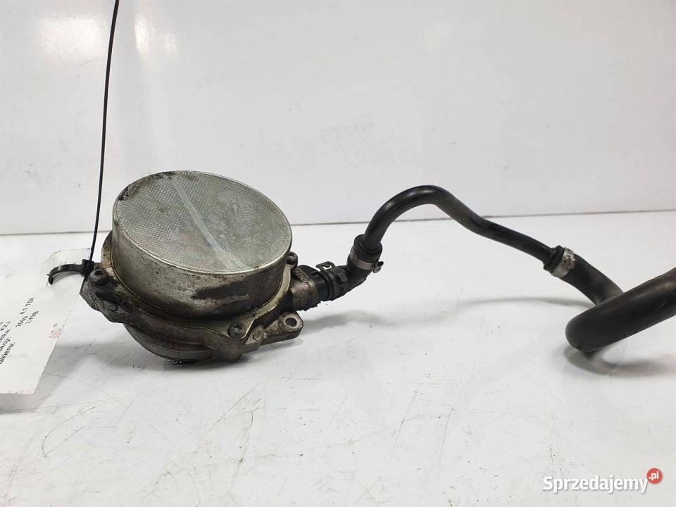 POMPA VACUM AUDI A8 D4 059145100J 42 TDI Pozostałe Lipno