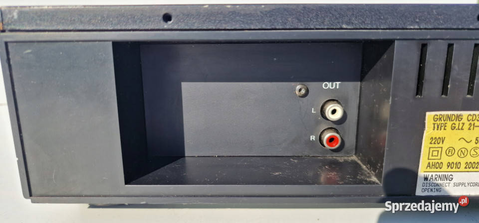 Grundig CD3000 kompaktowy odtwarzacz CD player Odtwarzacze CD i MD Międzychód