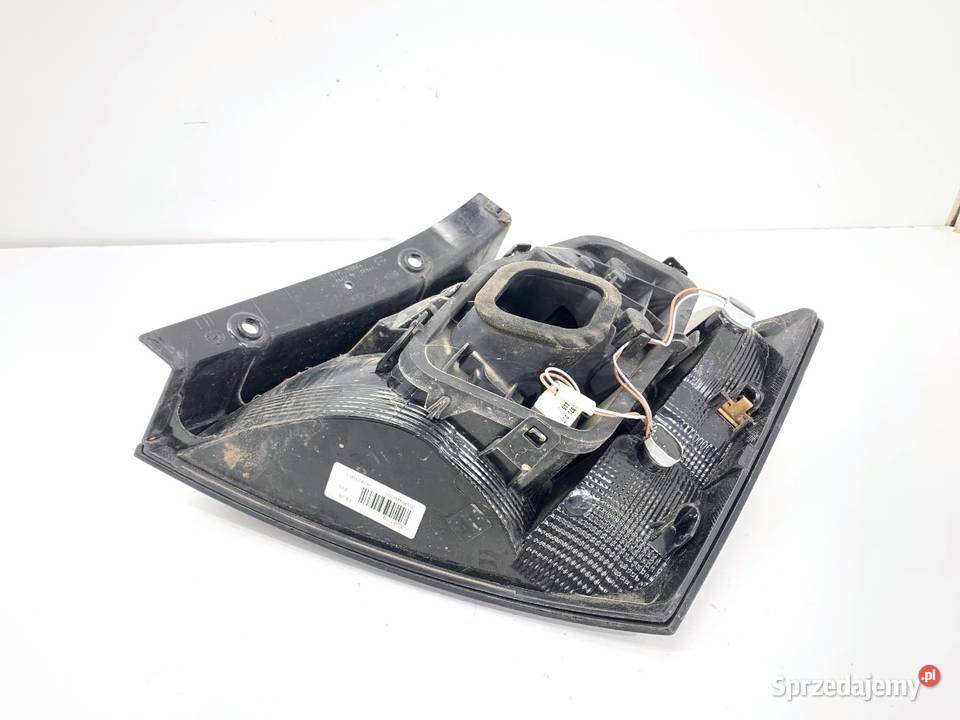 LAMPA LEWY TYŁ SKODA FABIA III 6V6945095 osobowe Lampy tylne podkarpackie sprzedam