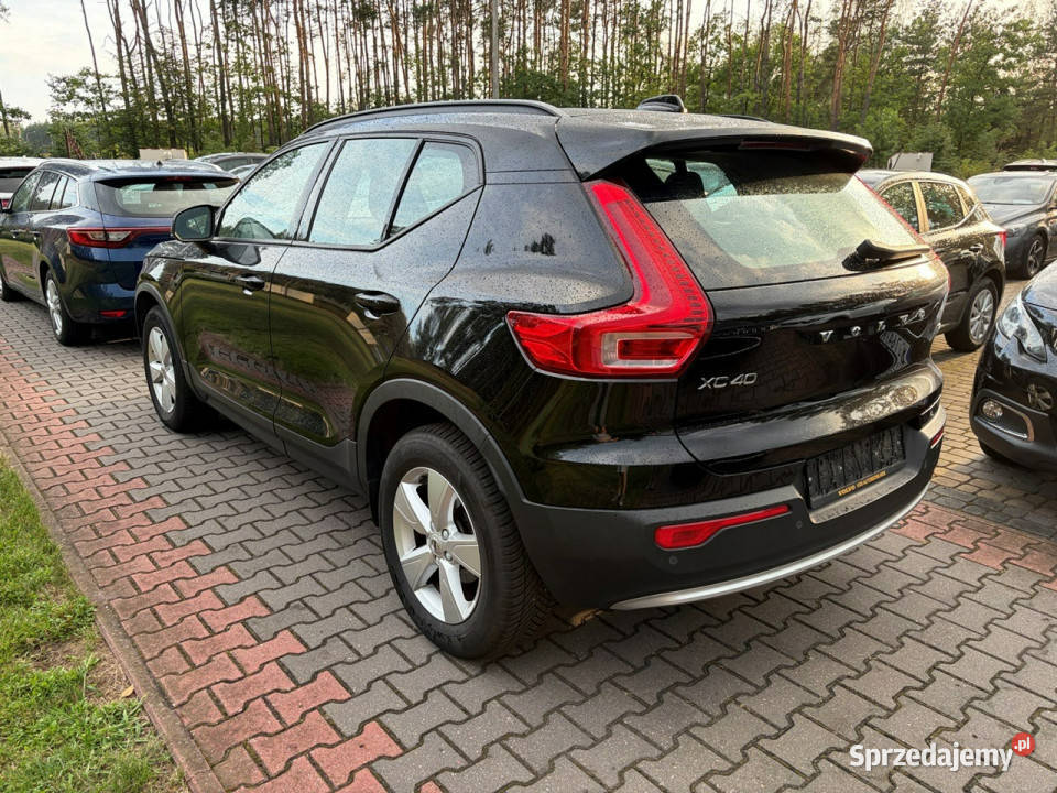 Volvo XC 40 T2 Full LED liftingu FV23 Lipówki sprzedam