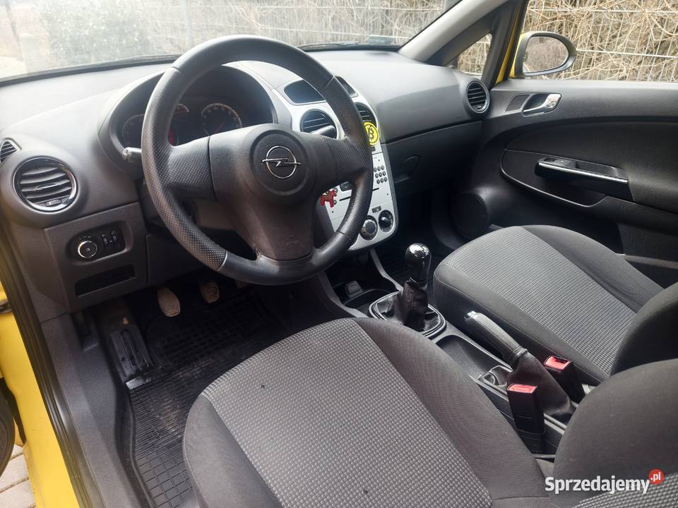 Opel Corsa D 12 benzyna świeżo serwisie gotowy 70KM Wrocław