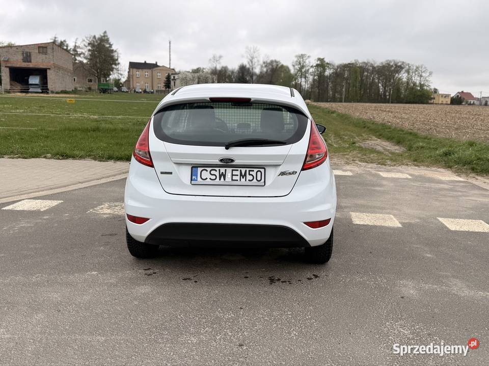 2kpl kół Ford Fiesta MK7 2012r 16CDTI biały Gniezno
