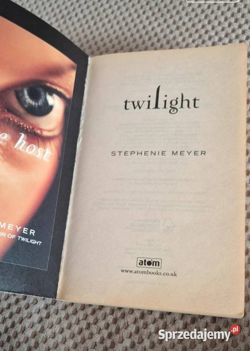 Książka zmierzch twilight Stephanie Meyer Rok wydania 2007 małopolskie