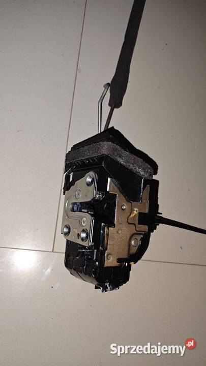 Zamek do drzwi lewy przód Nissan Juke F15 6 pin Pozostałe Wołomin