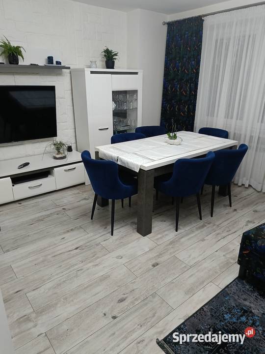 Mieszkanie 4 pokojowe w centrum Jezior Wielkich Jeziora Wielkie