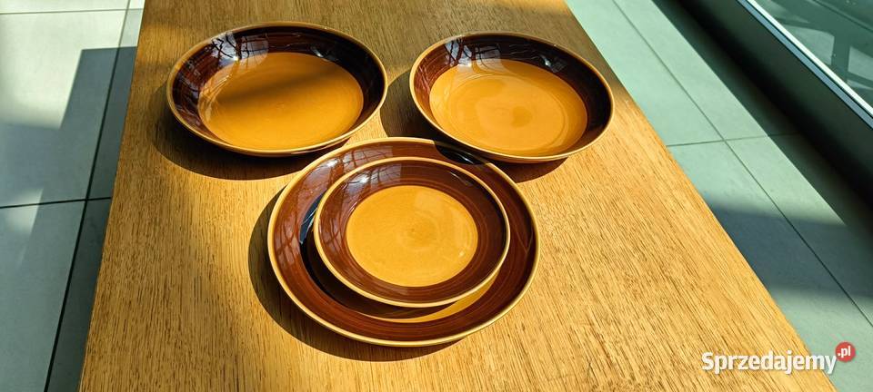 Dwa talerze prl porcelit Iwona Pruszków Warszawa