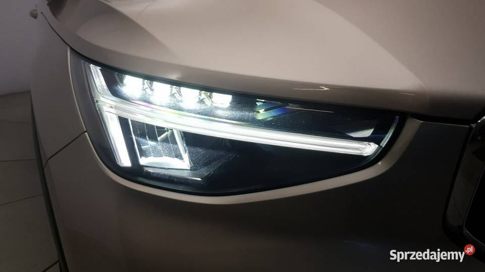 Volvo XC 40 B3 Core Z Polskiego Salonu Faktura Warszawa