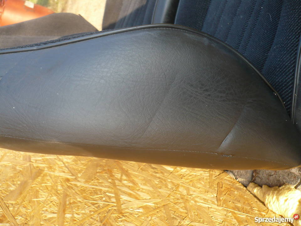 FIAT 125p fotele kanapa wielkopolskie Poznań