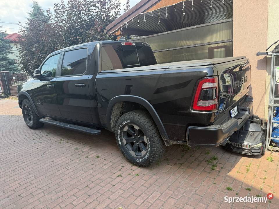 Ram 1500 Rebel 4x4 duże radio Rok produkcji 2019 Ostrowiec Świętokrzyski sprzedam