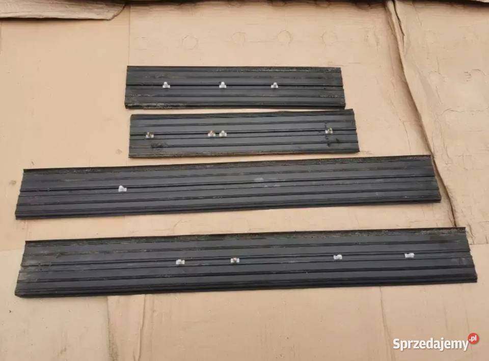 Nakładki progowe BMW e34 komplet Listwy i nakładki