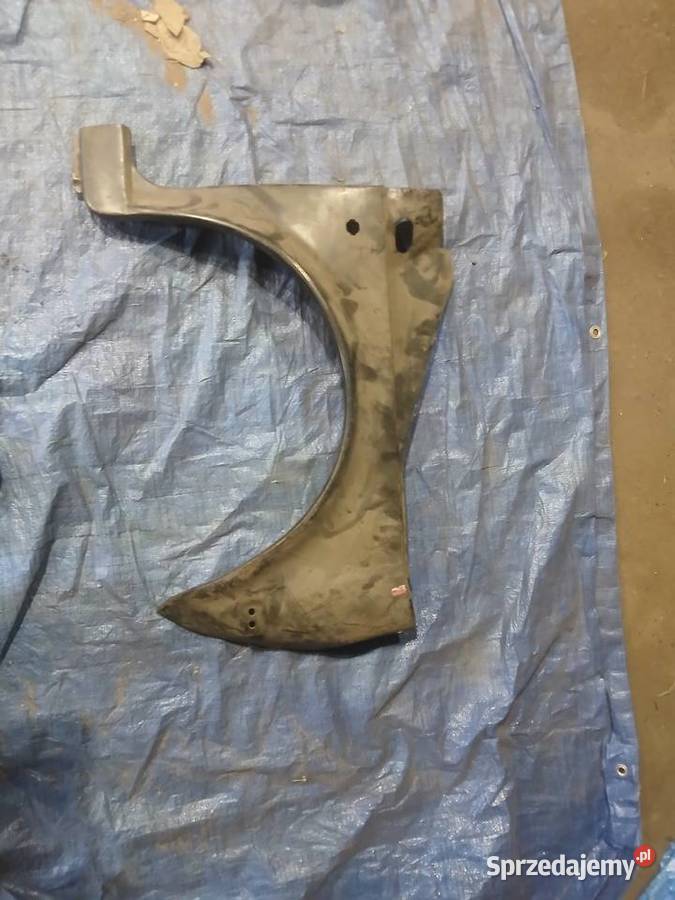 Błotnik przedni prawy do fiata 126p EL osobowe łódzkie Koluszki