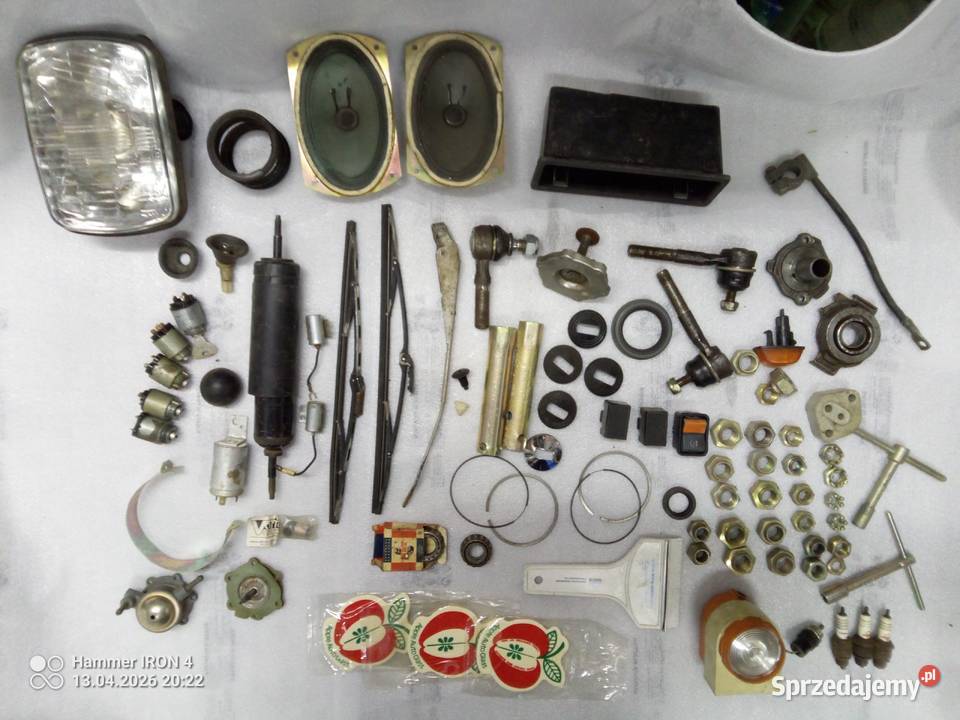 Fiat 126p Maluch FSM zestaw części auto PRL Przemyśl