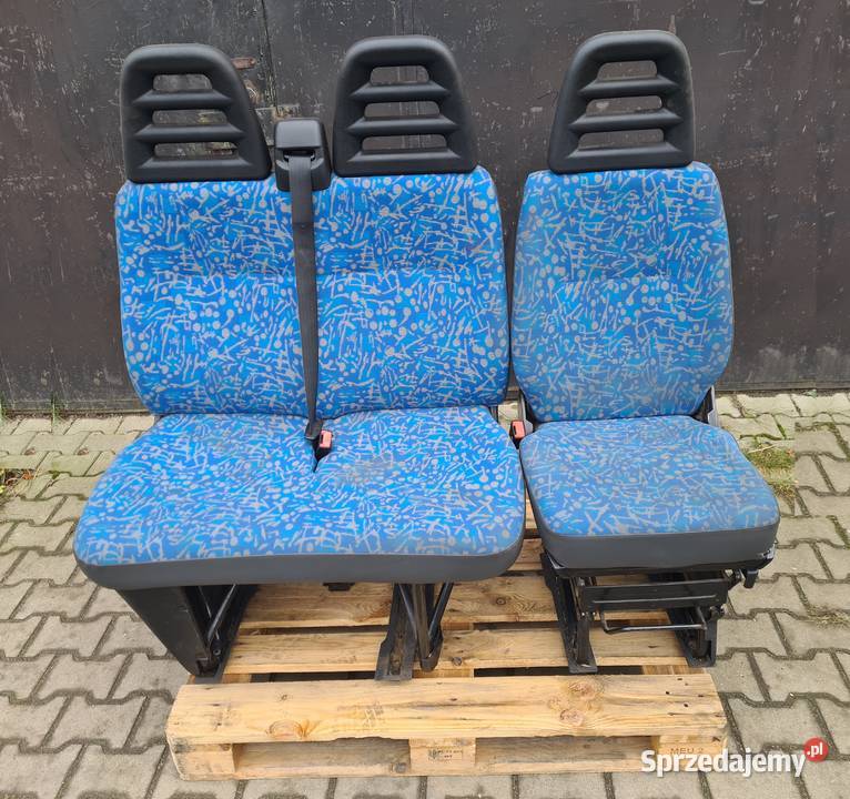 IVECO DAILY 3 9906 fotel kierowcy i kanapa Legnica
