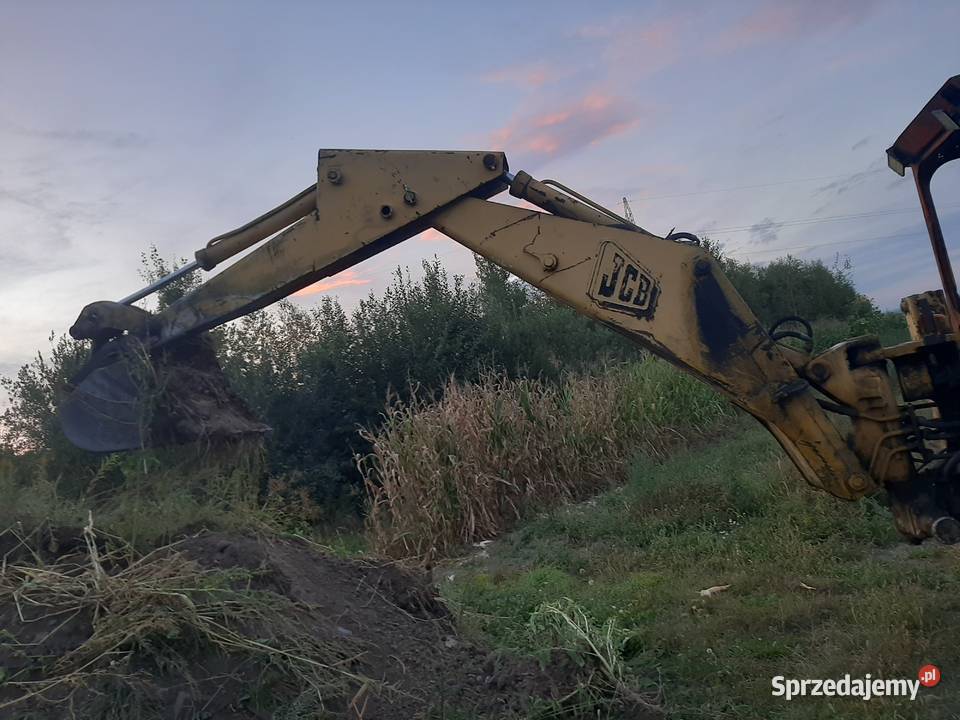Koparwko ładowarka JCB 3IID Stopnica