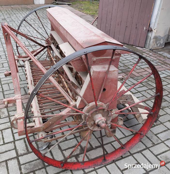 Siewnik do zboża 15 lejowy nieuszkodzony Dereźnia Majdańska sprzedam