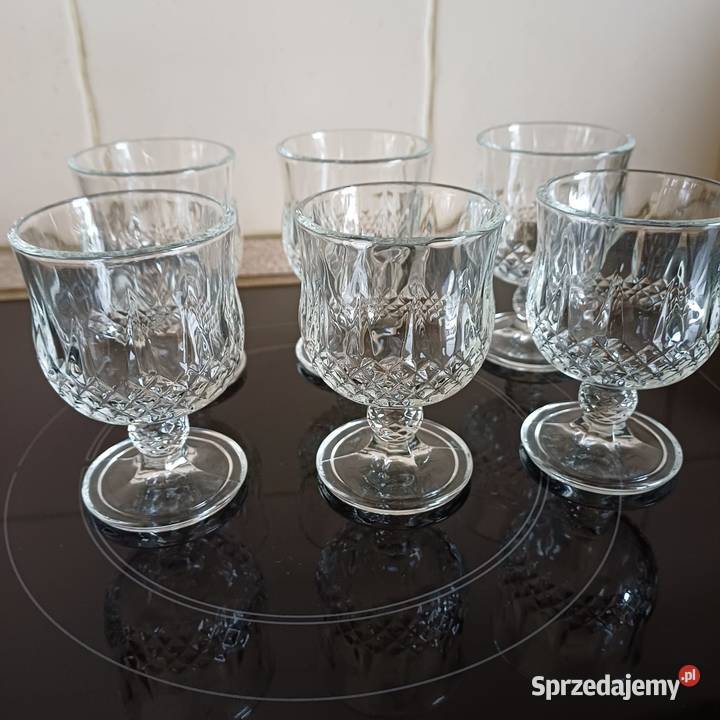 Kieliszki NOWE do wina koniaku napoi 6 na nóżce Sieradz